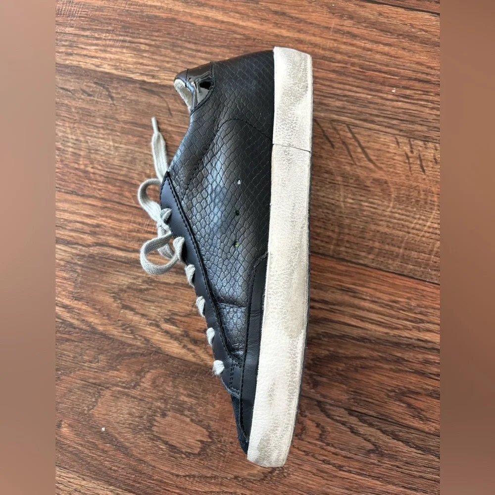 Golden Goose Sneaker 37 Women's
 **ONE SINGLE RIGHT SHOE ONLY** - Picture 11 of 16